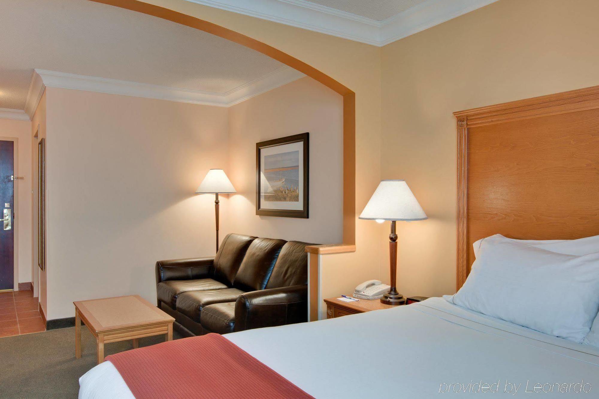 Express & By Ihg Hotel Charlottetown